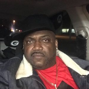 Meet your Posher, Demory